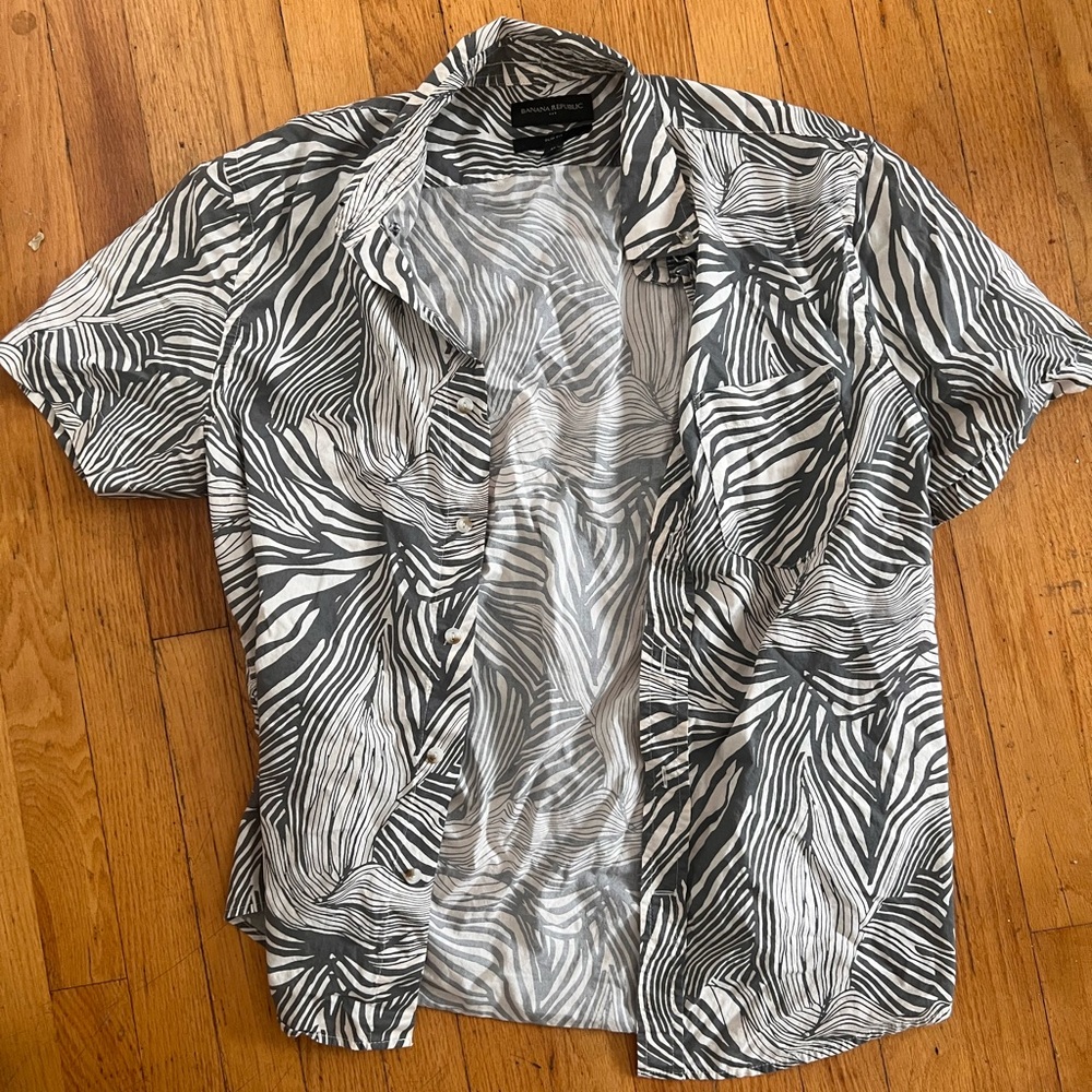 Banana republic men’s short sleeve print shirt